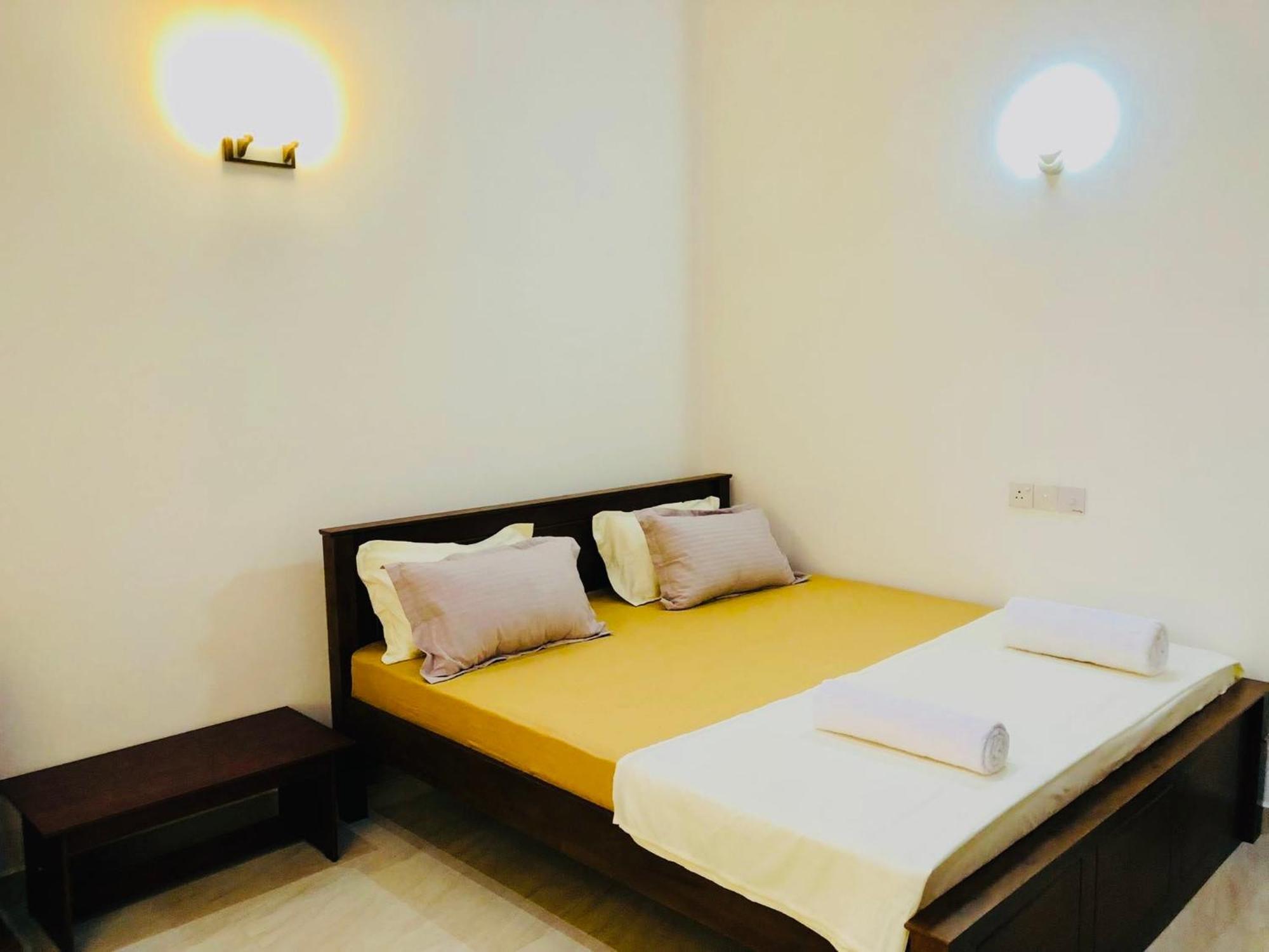 Ahasna Airport Villa Negombo Extérieur photo