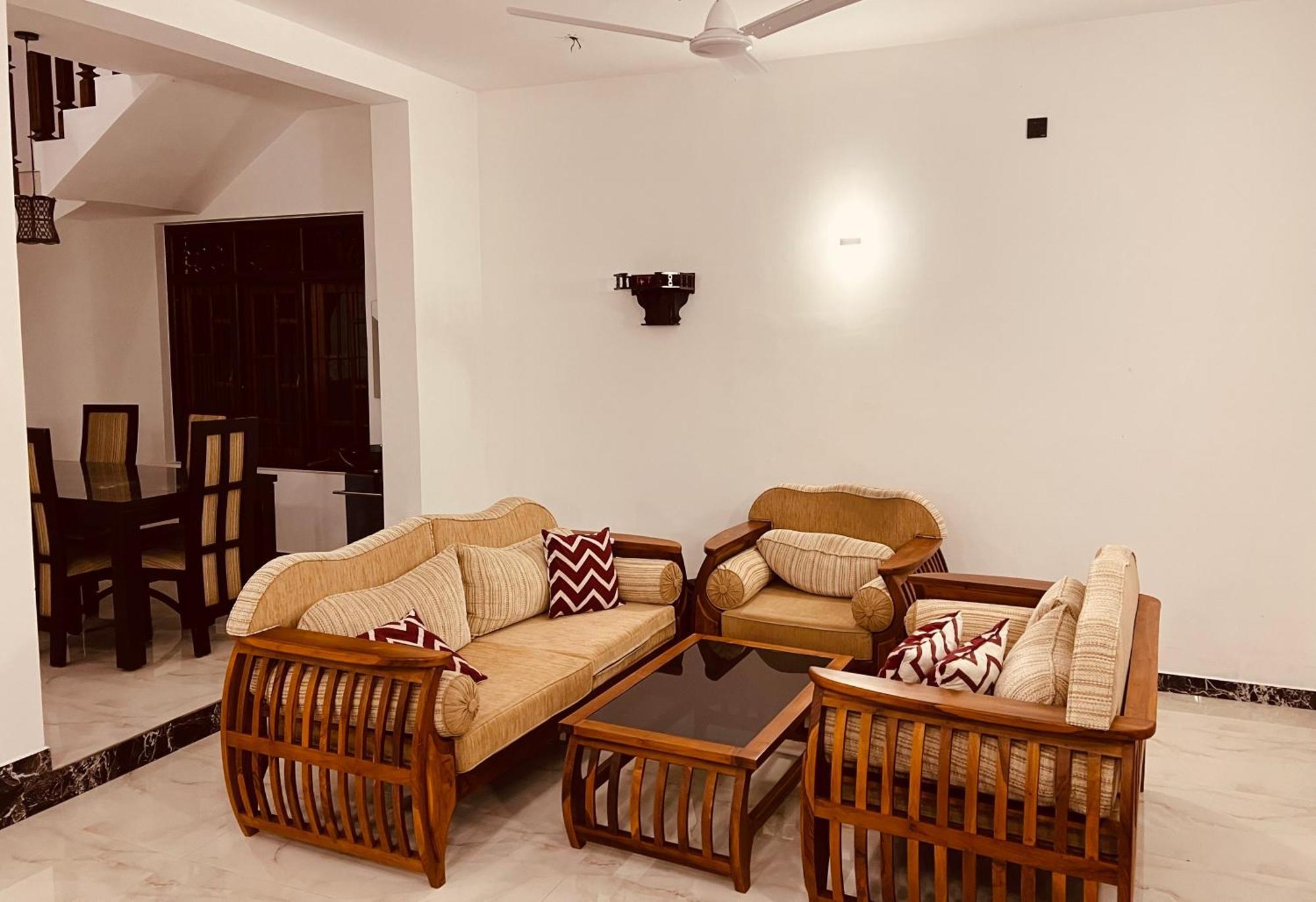 Ahasna Airport Villa Negombo Extérieur photo
