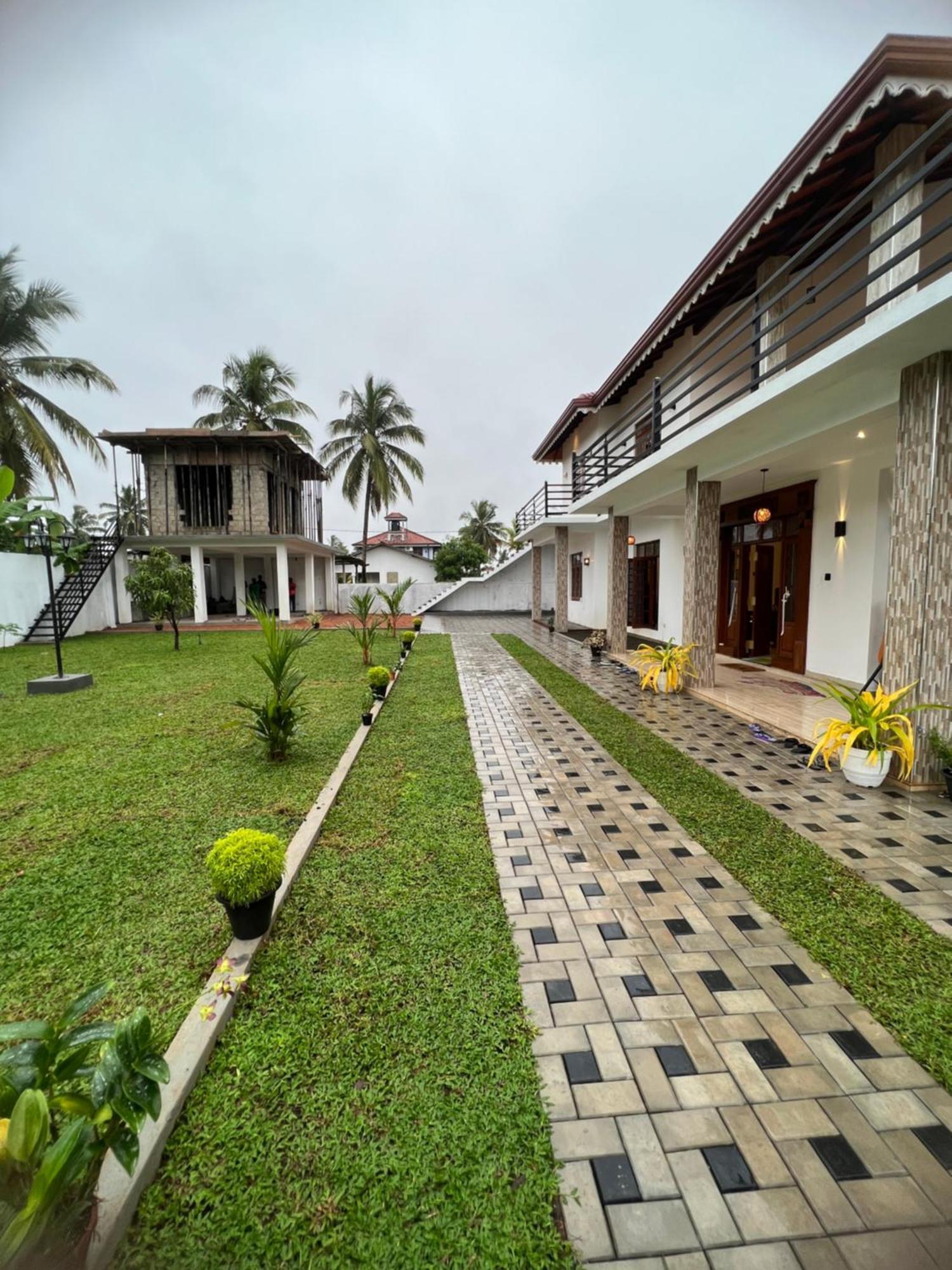 Ahasna Airport Villa Negombo Extérieur photo