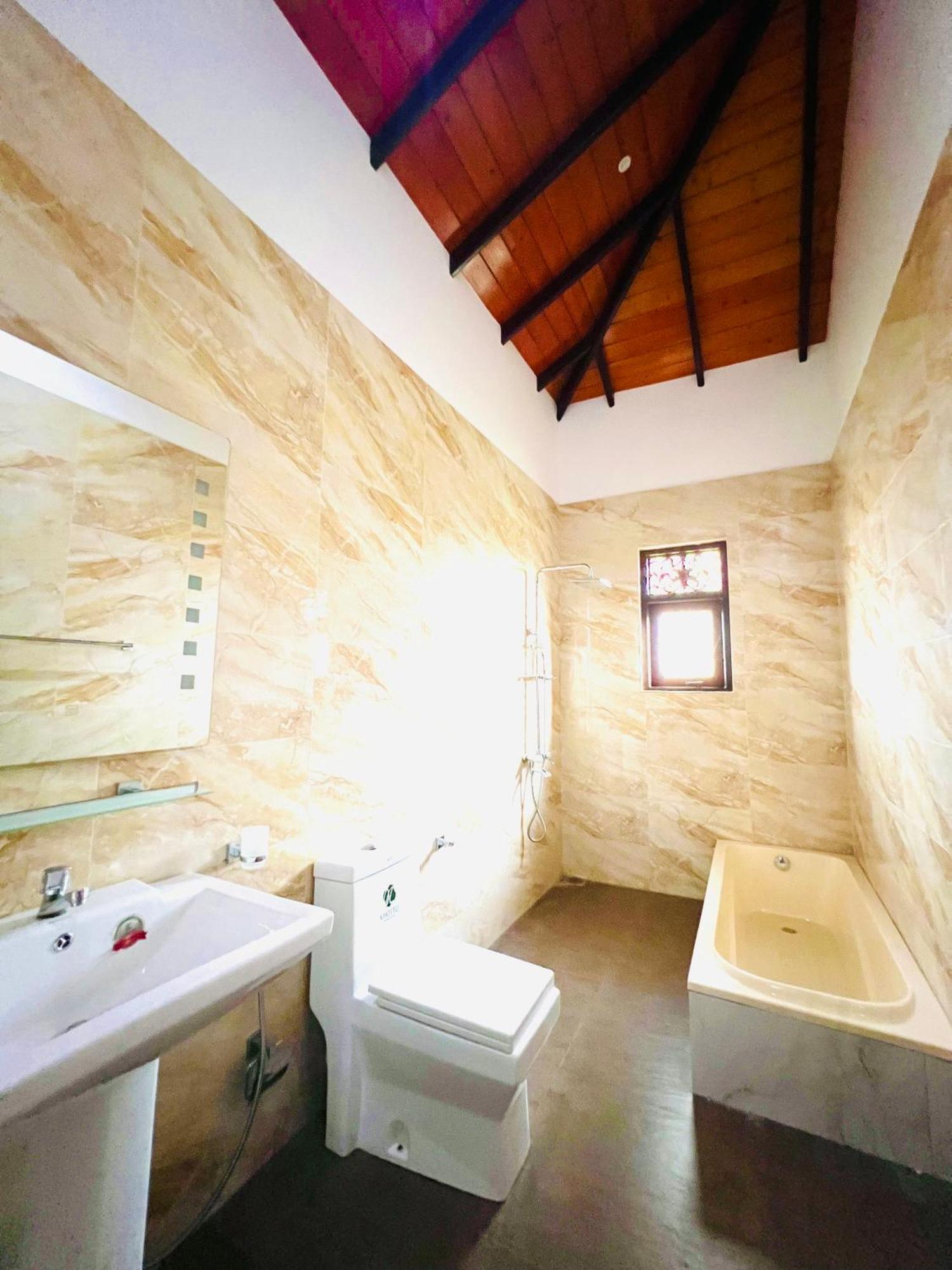 Ahasna Airport Villa Negombo Extérieur photo