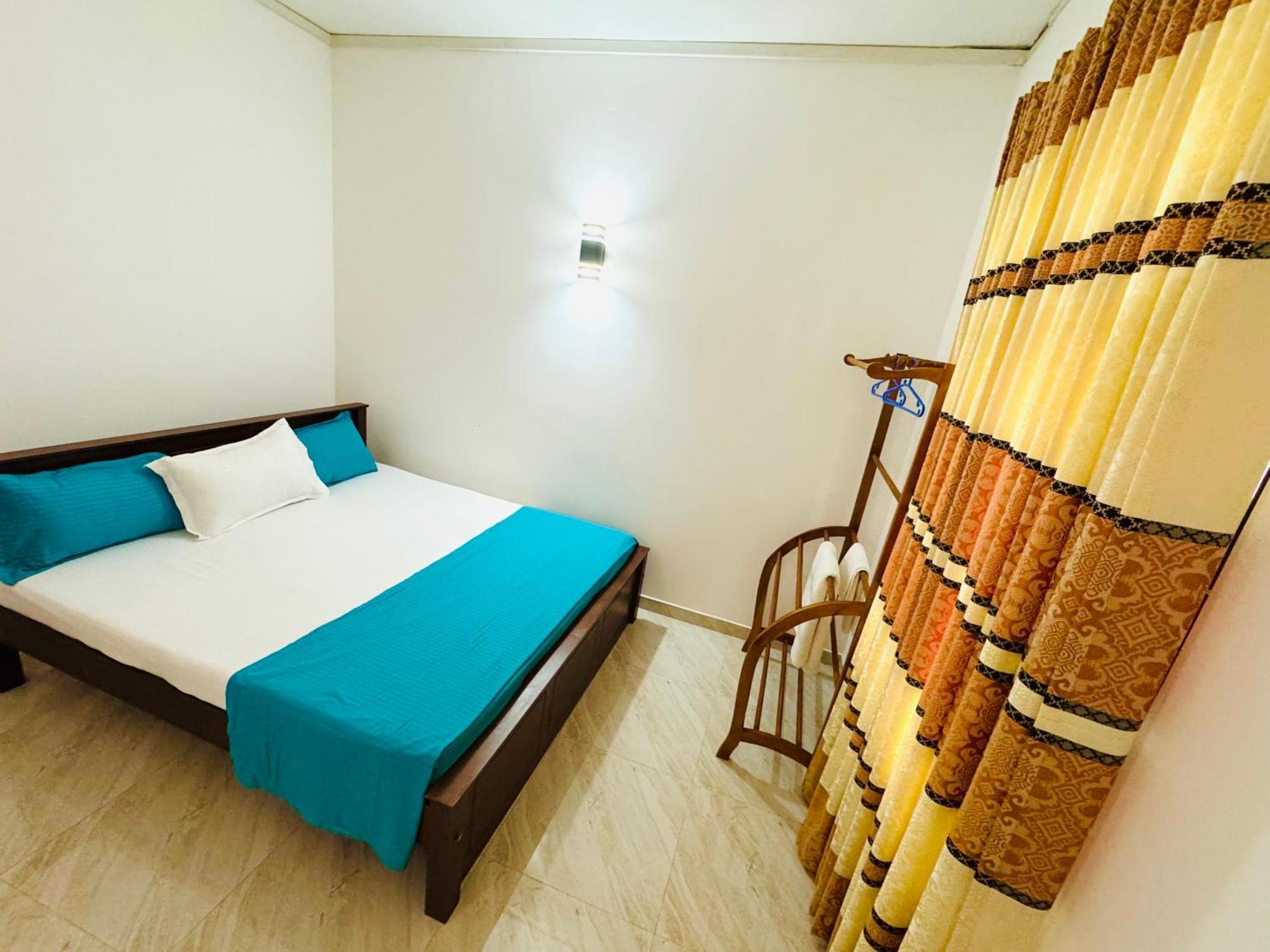Ahasna Airport Villa Negombo Extérieur photo